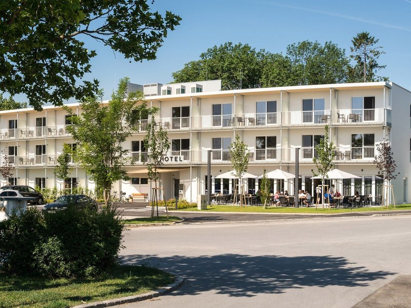 Hotel Katamaran 1