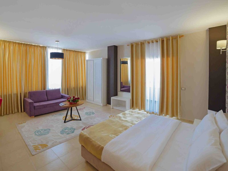 Sun Hotel 18 - Room Example