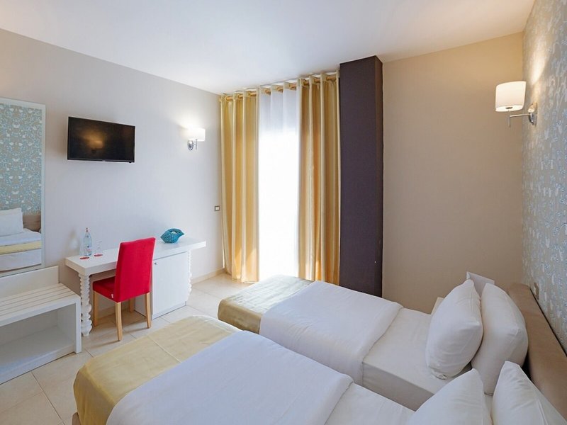 Sun Hotel 19 - Room Example