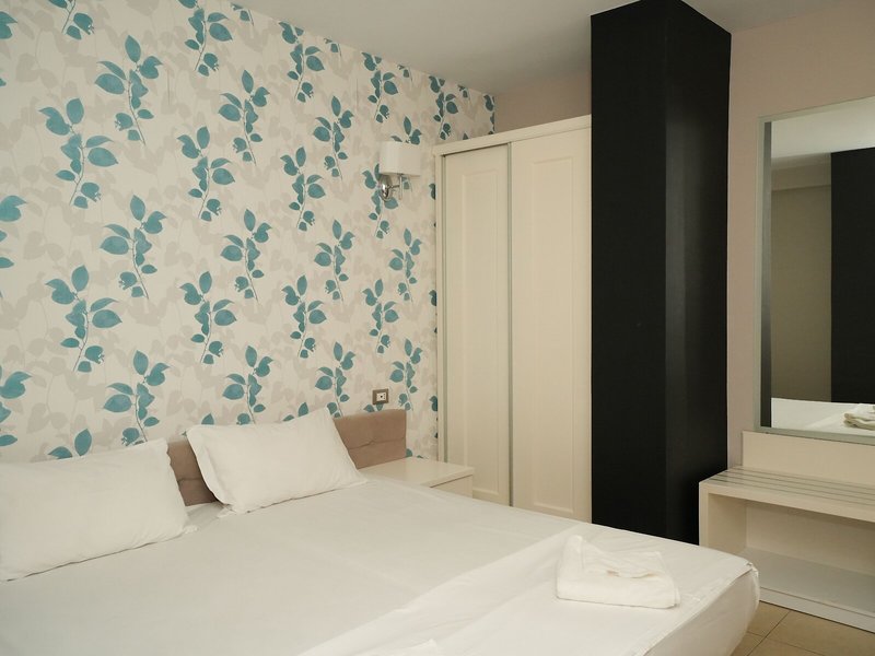 Sun Hotel 22 - Room Example