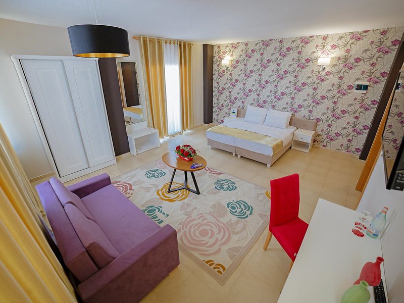 Sun Hotel 23 - Room Example