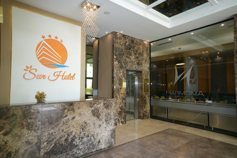 Sun Hotel 8