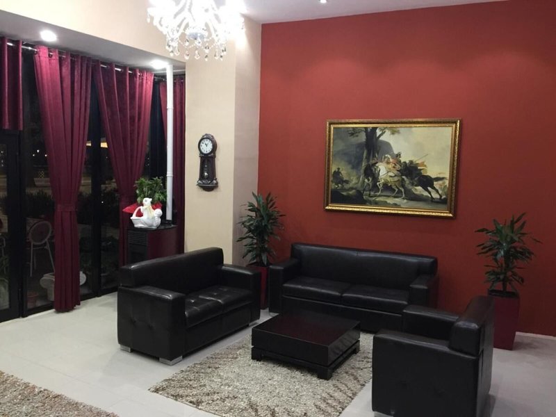 Haris Hotel 3