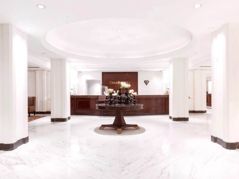Omni Berkshire Place 4