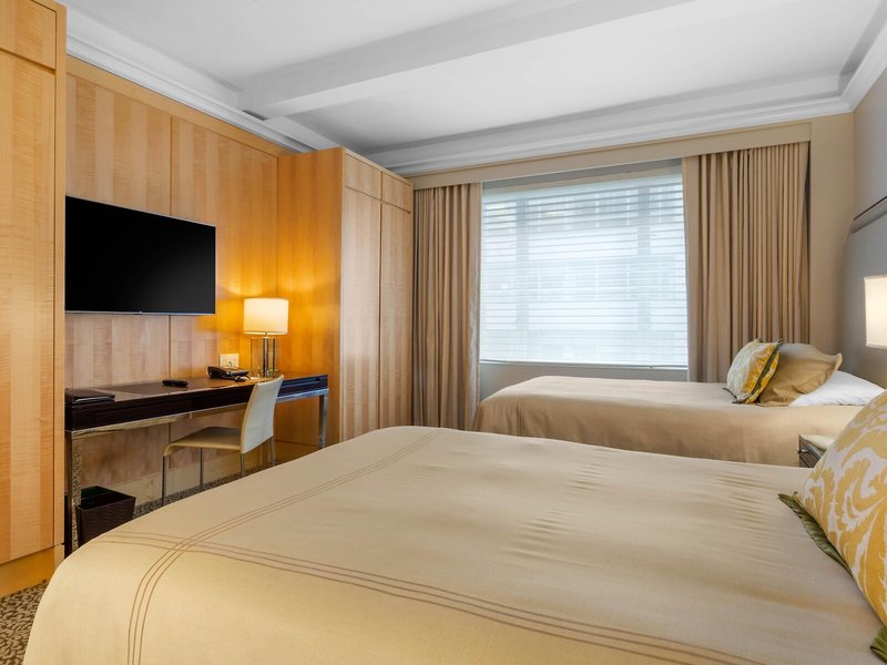 Omni Berkshire Place 27