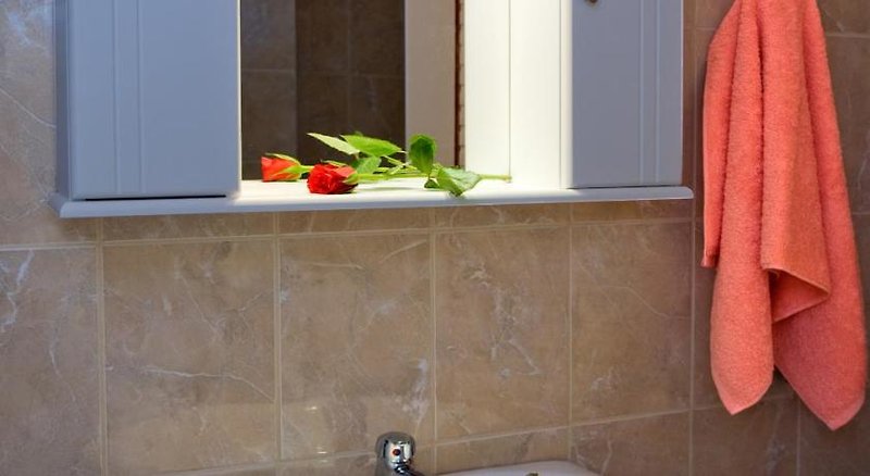 Christina Maisonettes Studios & Apartments 4