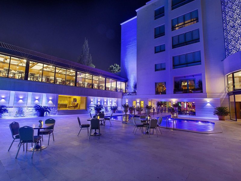 Amman International Hotel 2