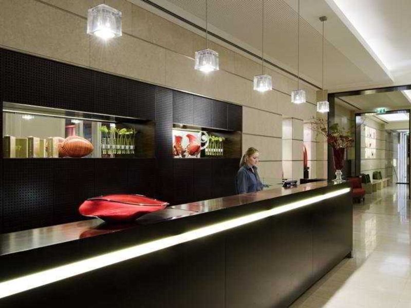 The Levante Parliament 7