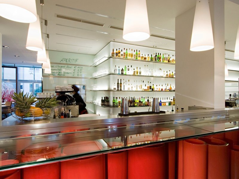 The Levante Parliament 8