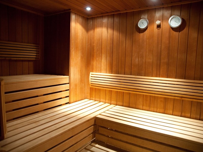 The Levante Parliament 18