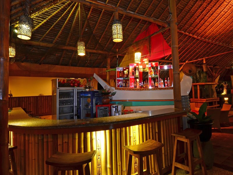 Inna Sindhu Beach 18 - Restaurant