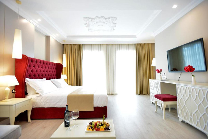 Flower Hotel 3