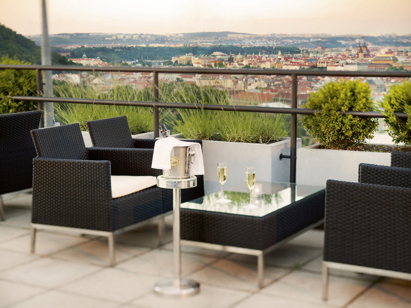 NH Prag City 9