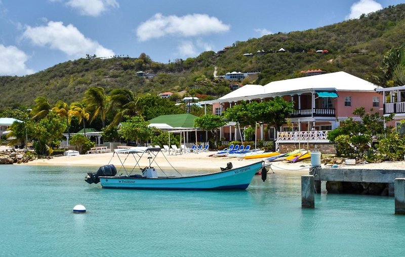 The Catamaran Hotel 5