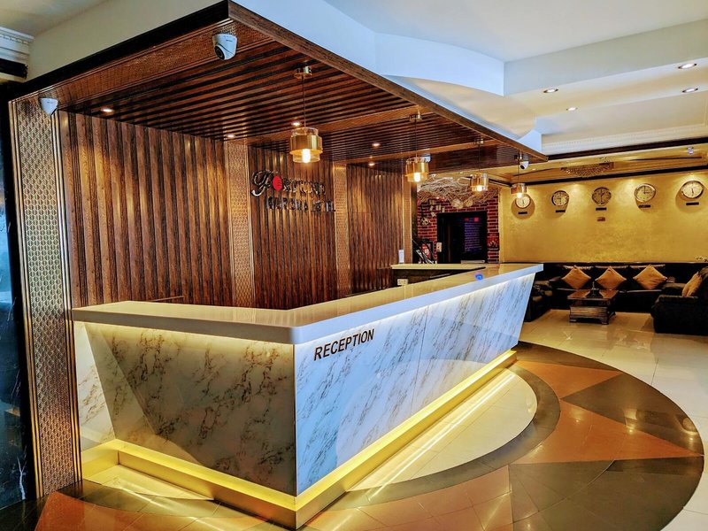 Fortune Karama Hotel 7