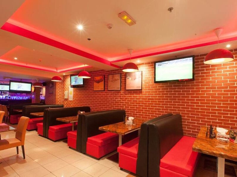 Fortune Karama Hotel 16