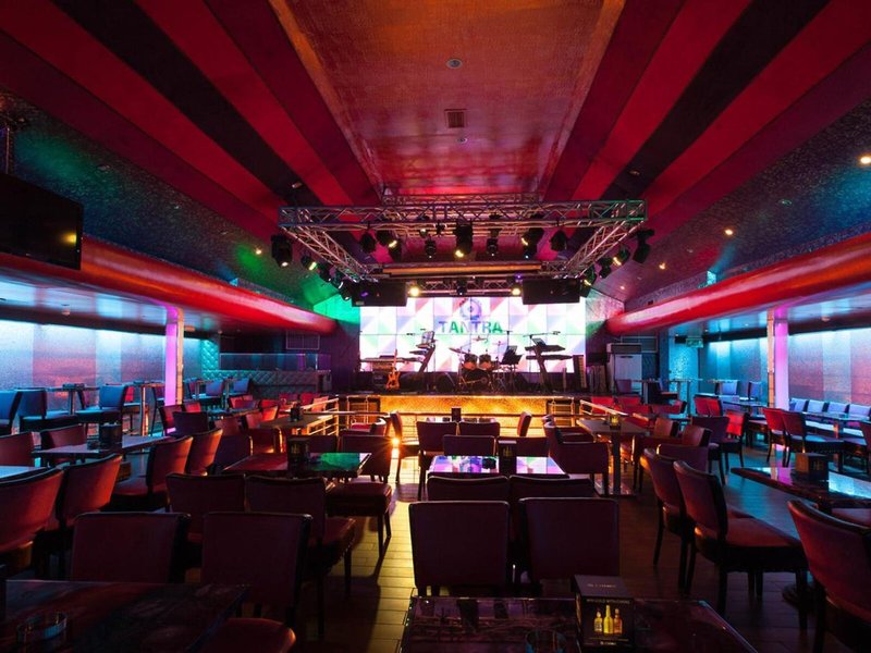 Fortune Karama Hotel 23