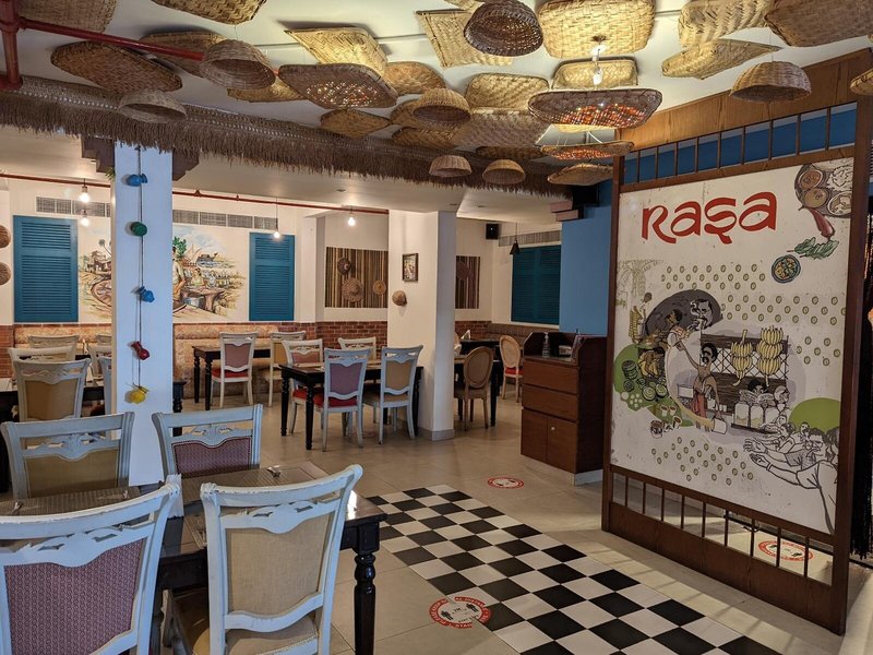 Fortune Karama Hotel 24