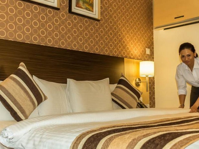 Fortune Karama Hotel 31