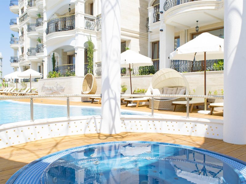 Harmony Suites 10 6