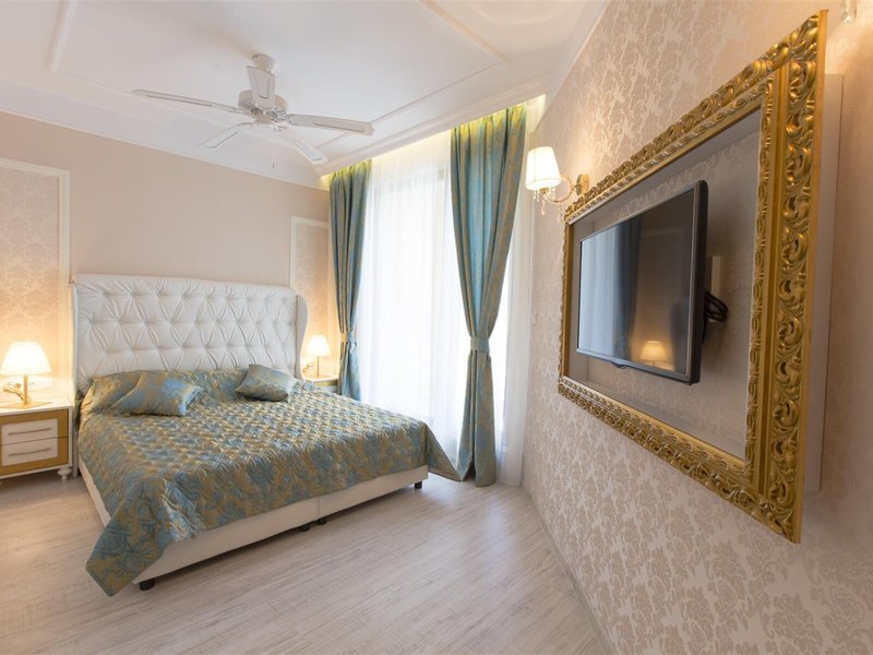 Harmony Suites 10 24