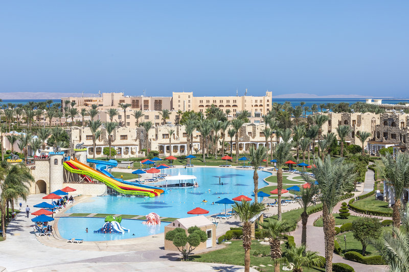 Royal Lagoons Aqua Park Resort & Spa 1