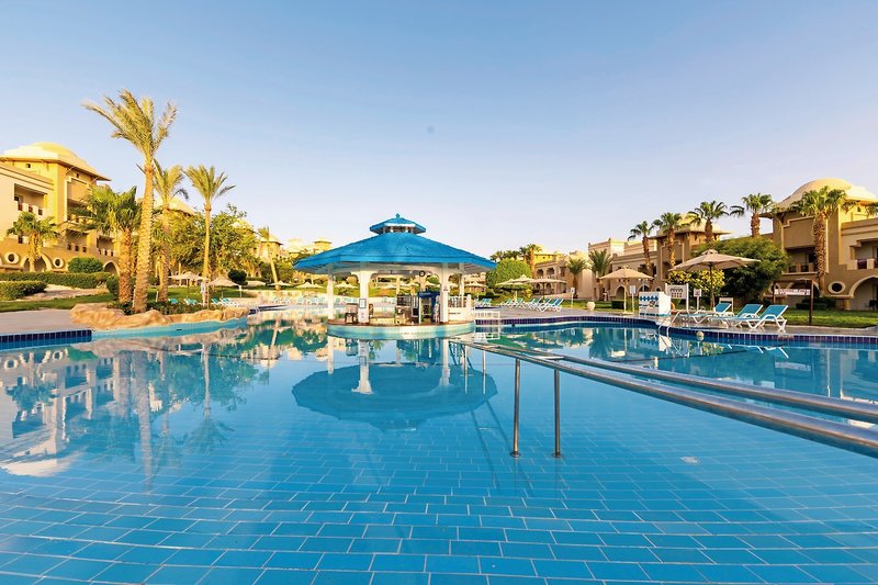 Serenity Alpha Beach 9