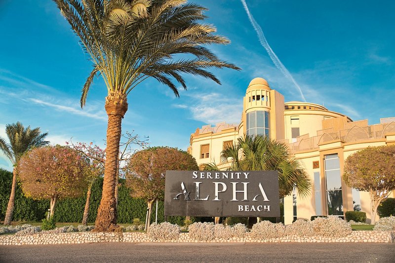 Serenity Alpha Beach 11