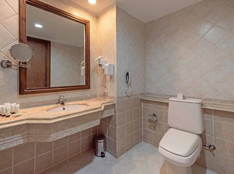 Serenity Alpha Beach 17