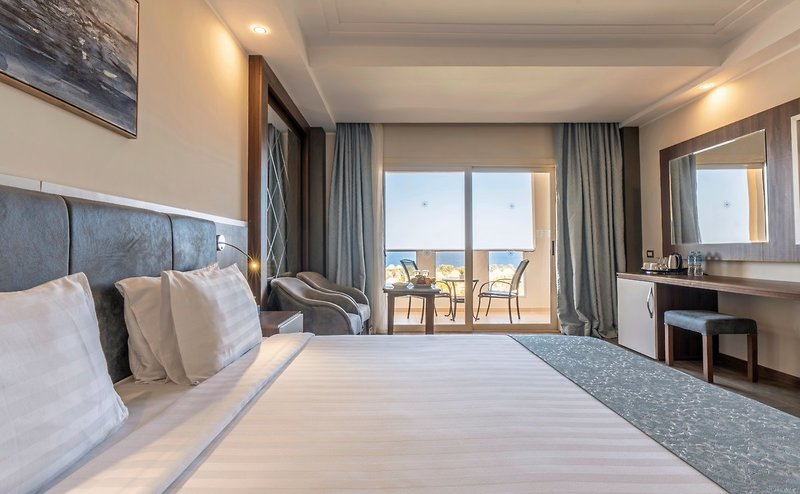 Serenity Alpha Beach 27