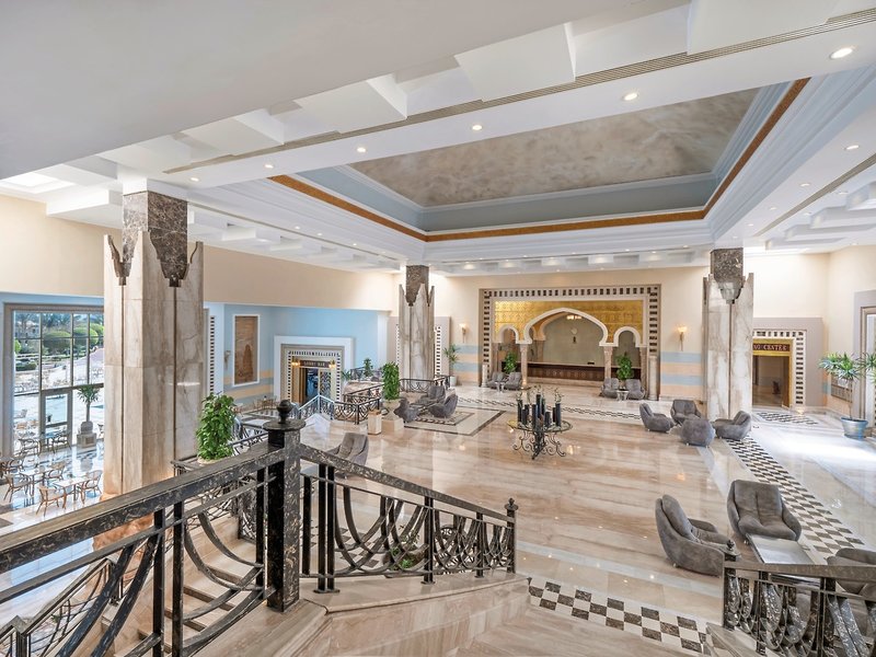 Serenity Alpha Beach 44