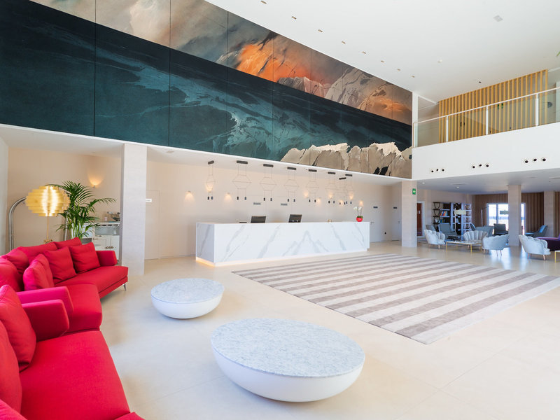 Lava Beach Hotel 4