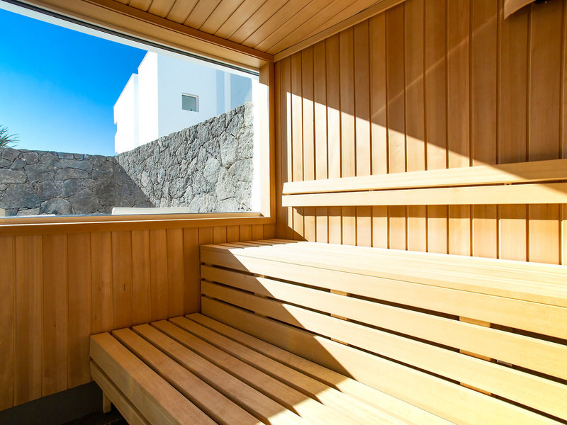 Lava Beach Hotel 16