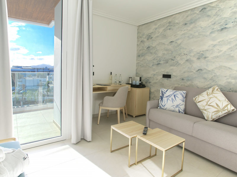 Lava Beach Hotel 27
