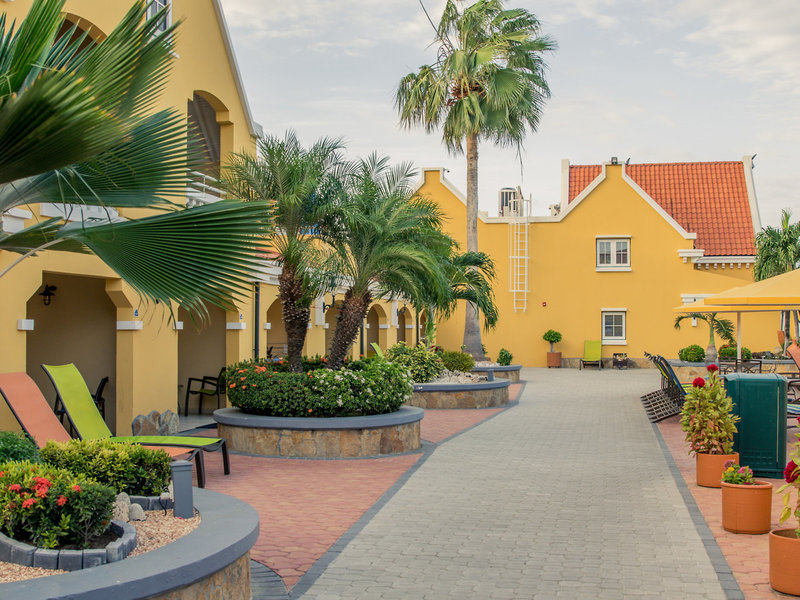 Amsterdam Manor Beach Resort 18