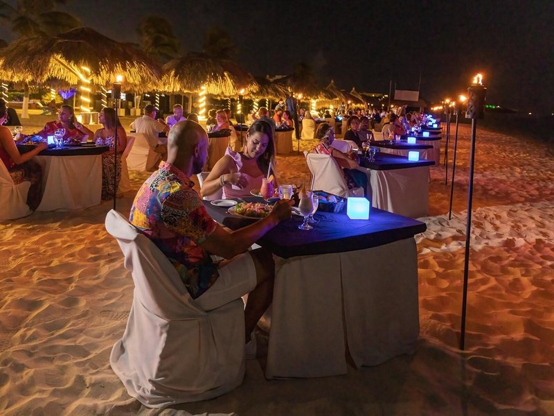 Amsterdam Manor Beach Resort 35