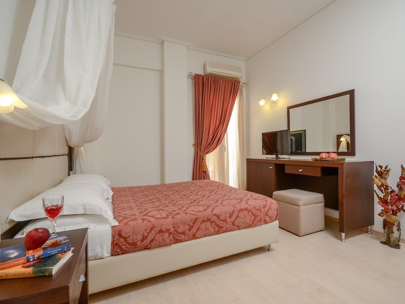 Aeolis Boutique Hotel 11