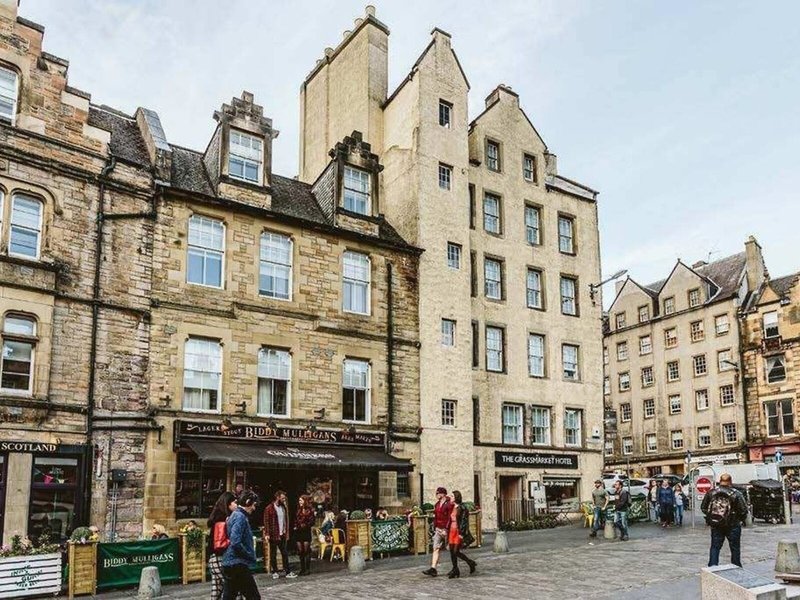 The Grassmarket 1