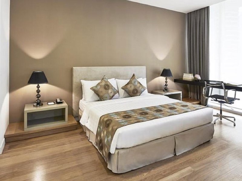 The Face Suites 15