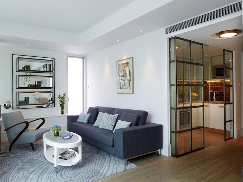 Lanson Place 9