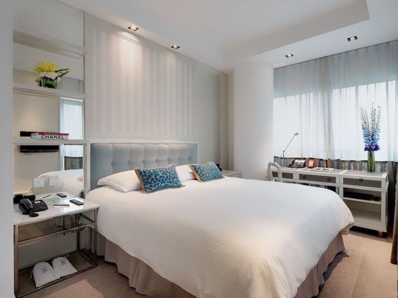 Lanson Place 17
