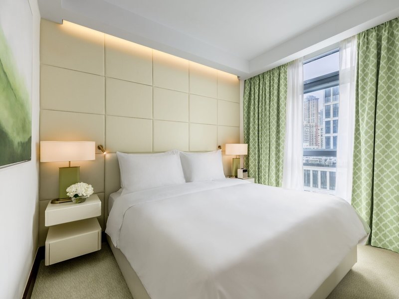 Lanson Place 28