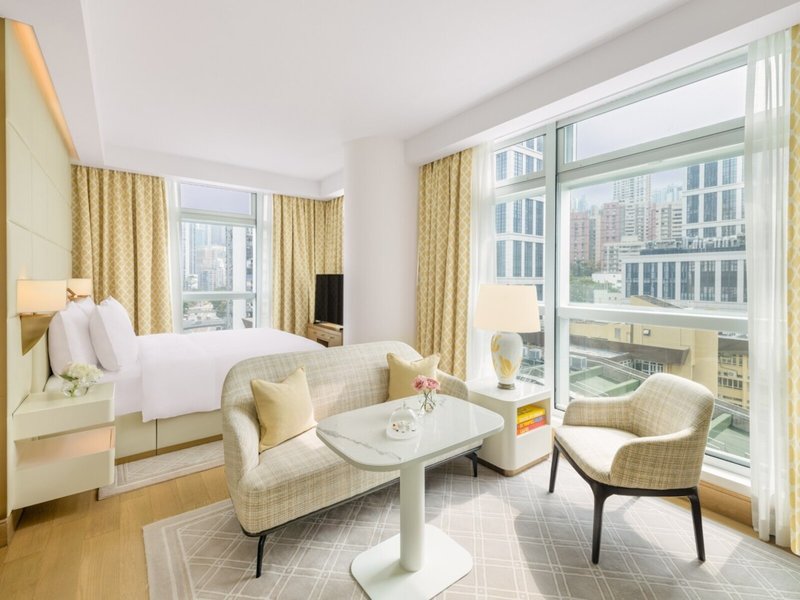 Lanson Place 37
