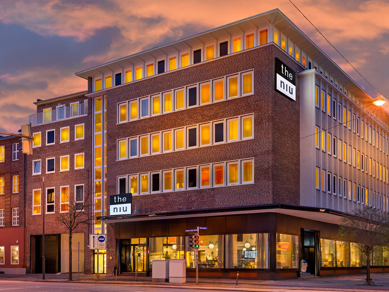 Holiday Inn - the niu, Welly Kiel