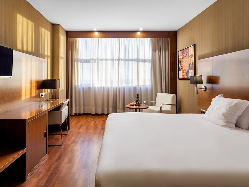 Valencia Congress 44 - Room Example