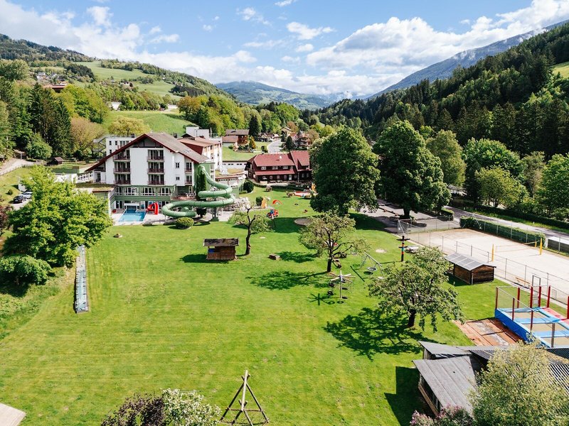Familienhotel Trebesingerhof 11