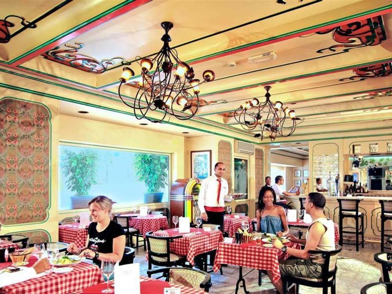 Novel Hotel City Center  12