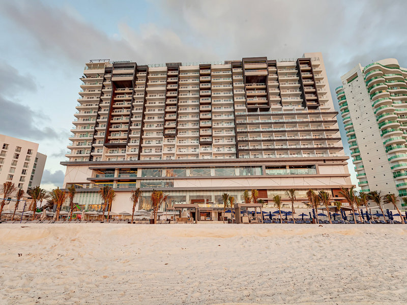 Royalton CHIC Cancun, An Autograph Collection All-Inclusive Resort 2