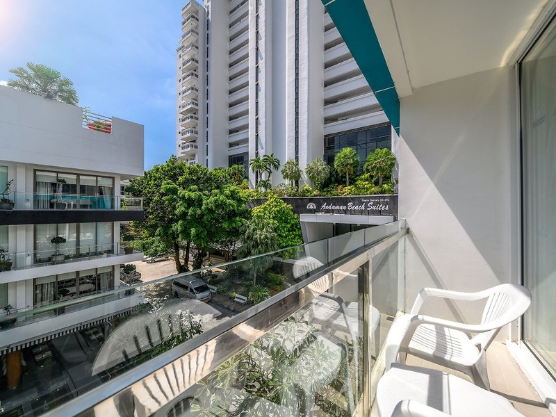 Andaman Beach Suites 4