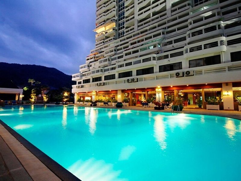 Andaman Beach Suites 9